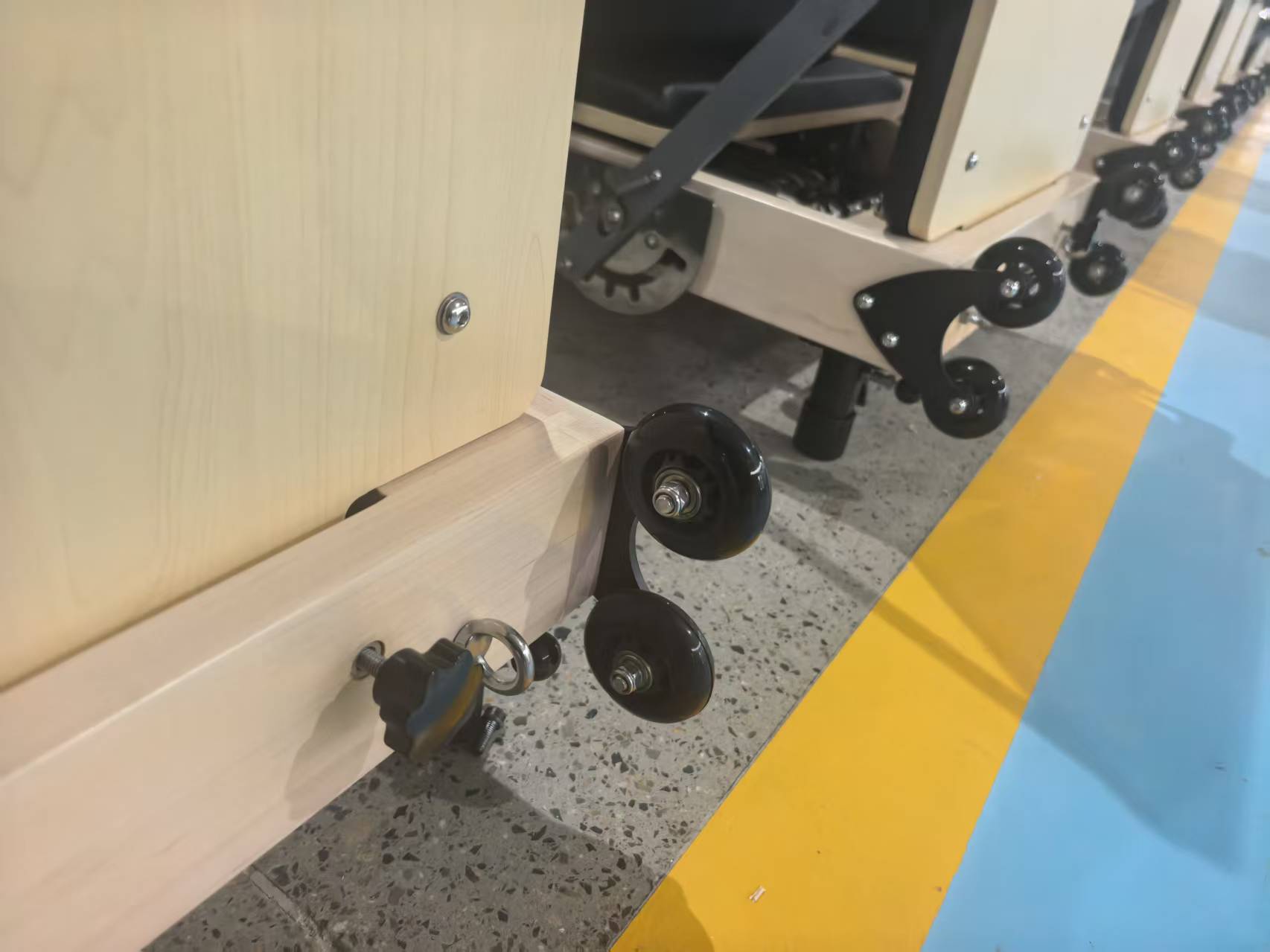 Heavy-Duty Maple Pilates Refor - огляд і ціна Pilates & Yoga Vida