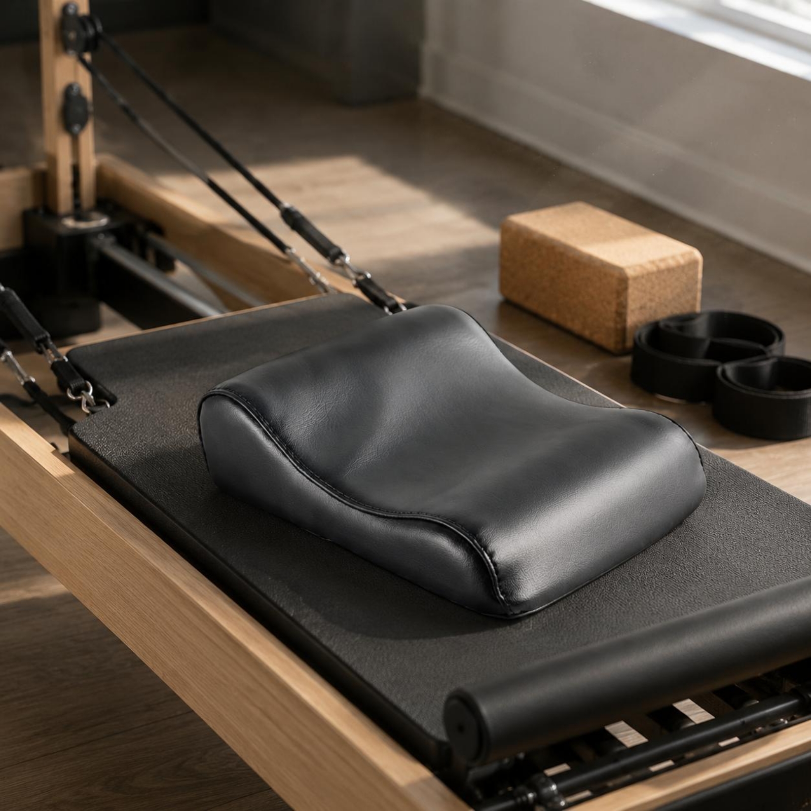 Pilates Bed Neck Pillow Padded - огляд і ціна Pilates & Yoga Vida